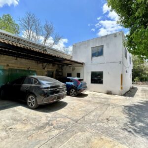 Bodega con Oficinas en renta en Chuburná en Mérida Yucatán