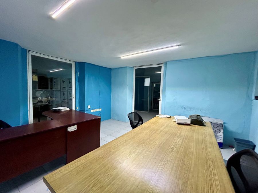 Local o bodega en renta en el centro de Mérida Yucatán - Image 2