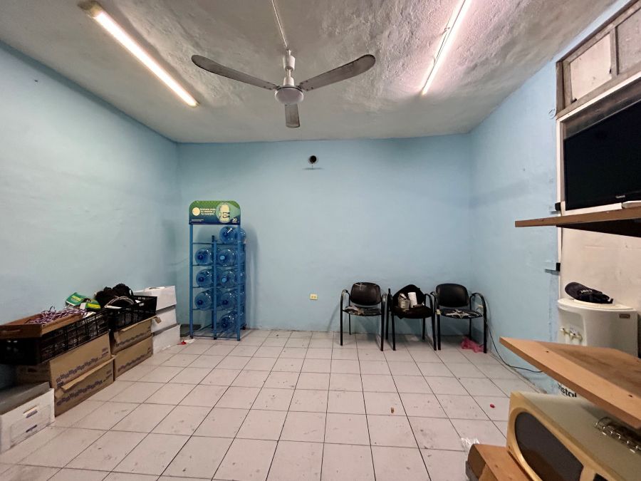 Local o bodega en renta en el centro de Mérida Yucatán - Image 4