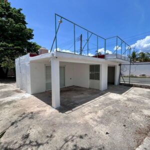 Local en renta en Melchor Ocampo en mérida Yucatán sobre periferico