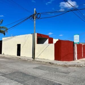Casa en esquina en venta en Juan Pablo II en Mérida Yucatán zona poniente